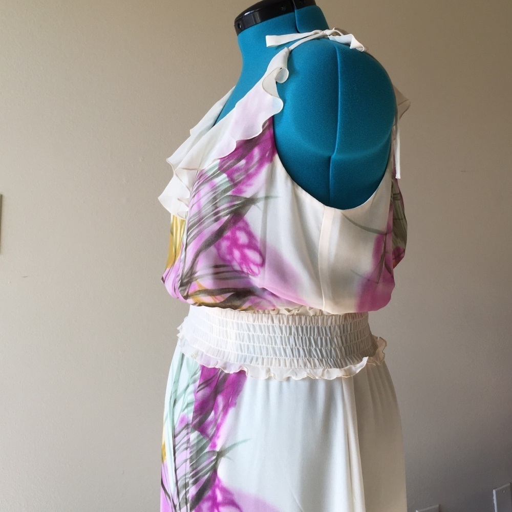 Boho Chic Floral Dress - Picture 2 of 4